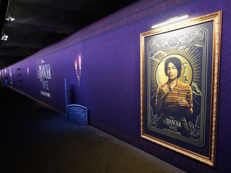 Insolite : une station fantôme du métro parisien, transformée en Manoir Hanté 