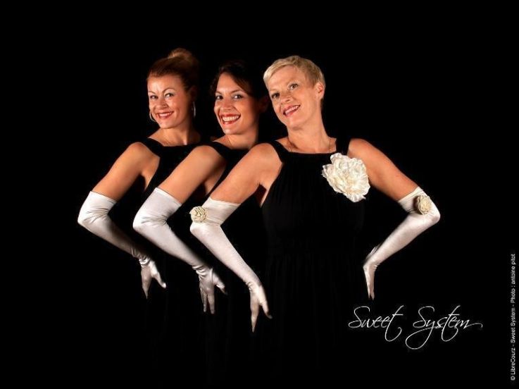 SWEET SYSTEM "Living in Paris"