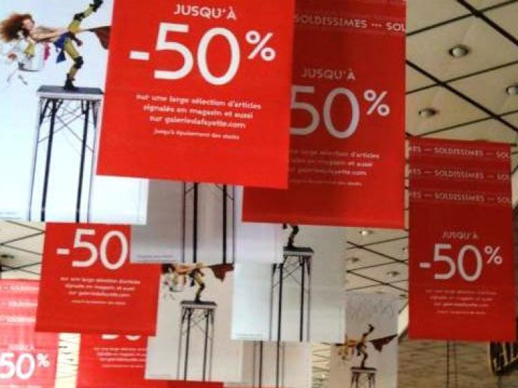 « Pose Shopping » : 4 jours de soldes exclusifs avec Elodie Frégé