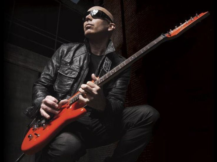 Joe Satriani en concert exceptionnel au Trabendo de Paris