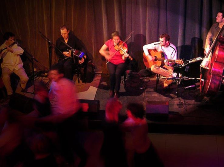 Céilí Mor : Dusty Feet Ceili Band au Centre Culturel Irlandais 