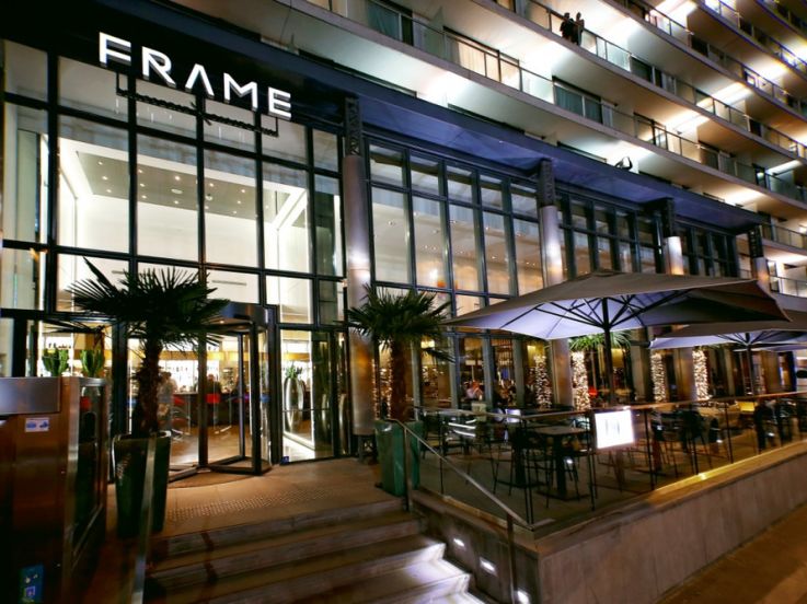 La Brasserie FRAME ouvre sa terrasse face à la Tour Eiffel 