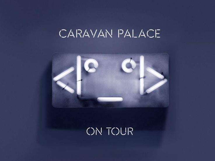 Caravan Palace en concert à l’Olympia de Paris en novembre 2015 