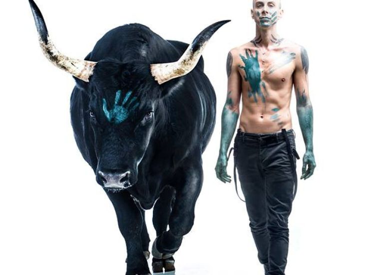 Asaf Avidan en concert à La Salle Pleyel de Paris en mars 2017