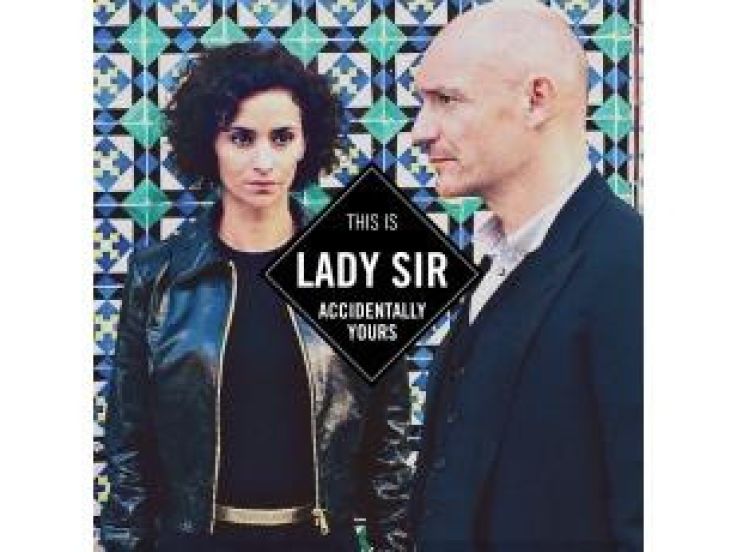 Lady Sir en showcase à la Fnac Des Ternes