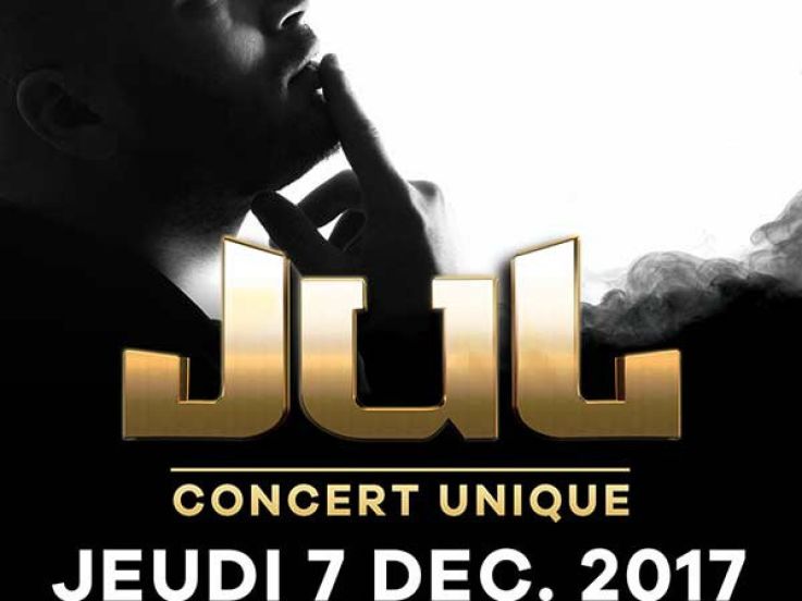 JUL en concert à l'AccorHotels Arena Bercy de Paris en décembre 2017