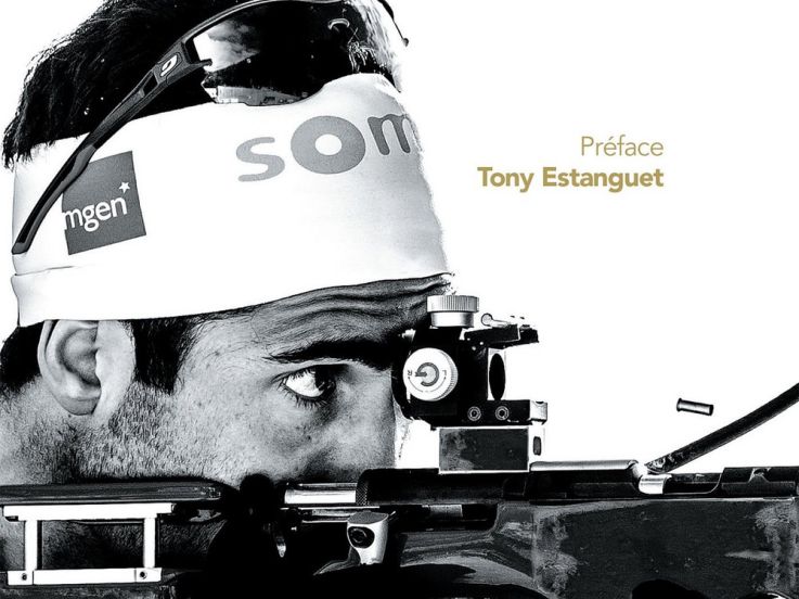 Martin Fourcade en dédicaces à la Fnac des Champs-Elysées