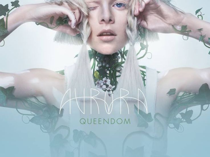 Aurora en concert à La Cigale de Paris en octobre 2018