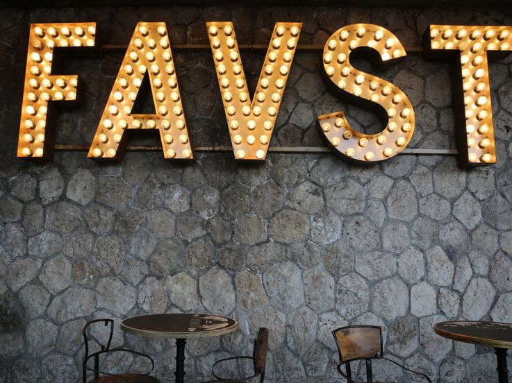 The Reflex et Les Yeux Orange au Faust