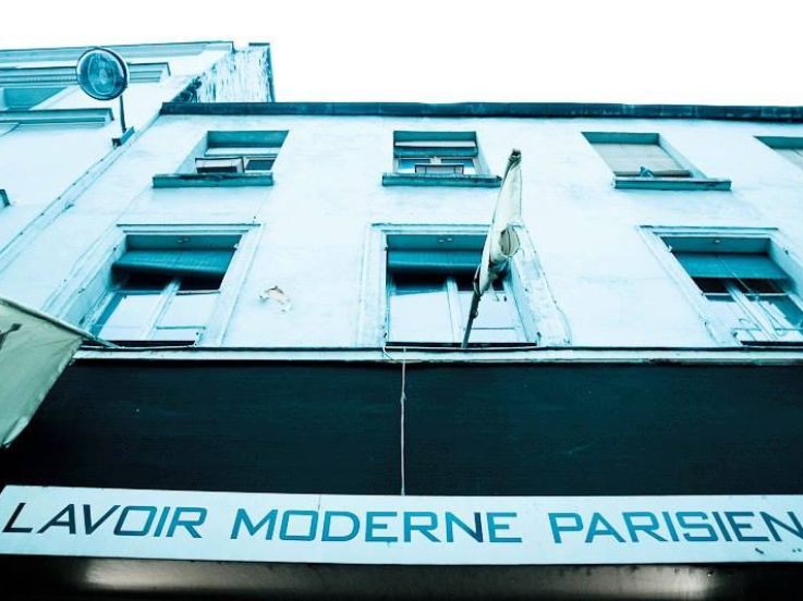 Paris : la Mairie prend le contrôle de plusieurs lieux culturels menacés