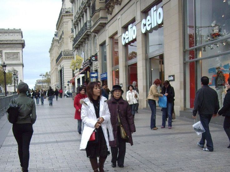 Coronavirus : Celio prévoit la fermeture de 102 magasins en France