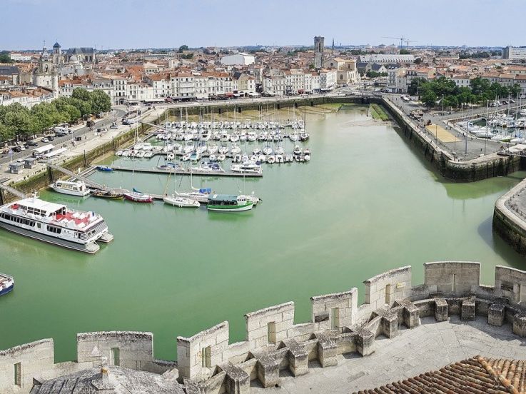 Covid : ces départements qui imposent de nouvelles restrictions 