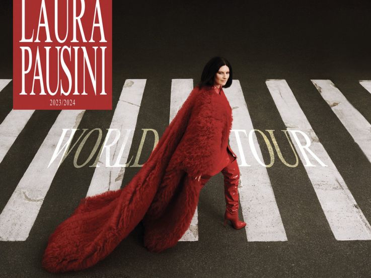 Laura Pausini en concert à l’AccorHotels Arena de Paris en 2016 // Annulé