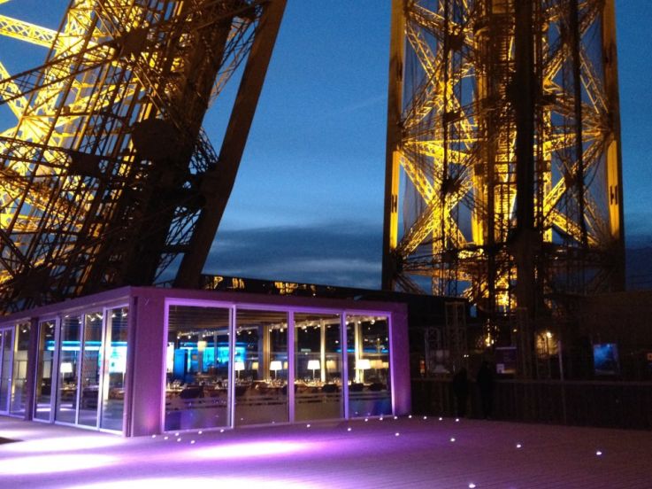 Le Lounge Eiffel : le restaurant éphémère du 1er étage de la Tour Eiffel 