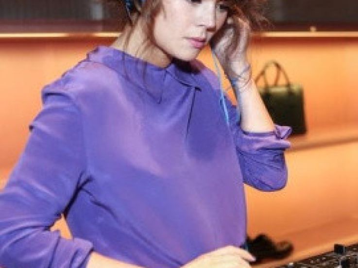 Louise Chen, DJ set gratuit au Palais de la porte Dorée