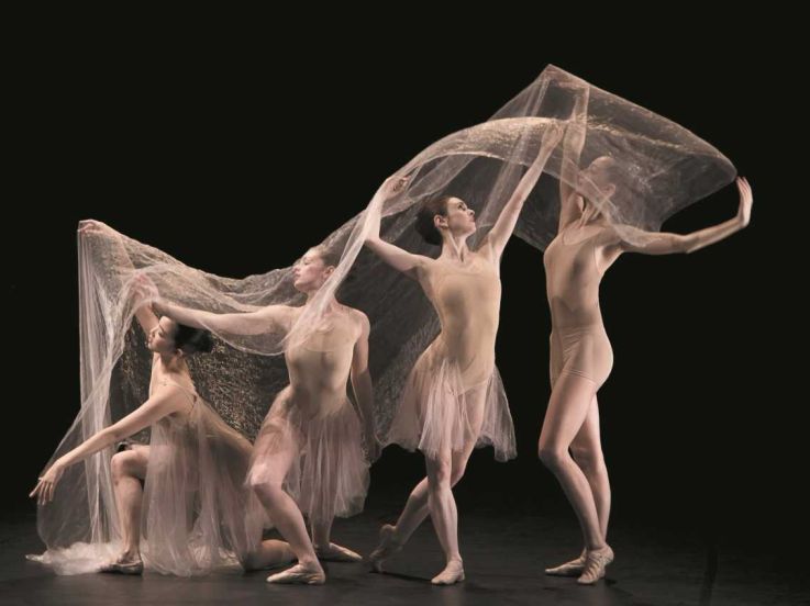 Danse : le LAAC en scène(s) au théâtre des Champs-Élysées