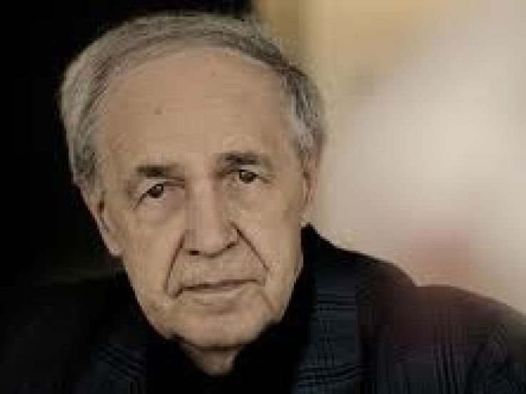 Concert sous la Pyramide du Louvre