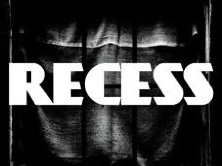 Soirée, Paris, Recess, Nouveau Casino