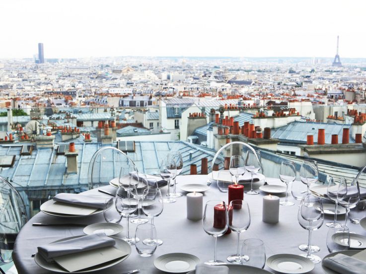 Un dîner d’exception sur les toits de Paris