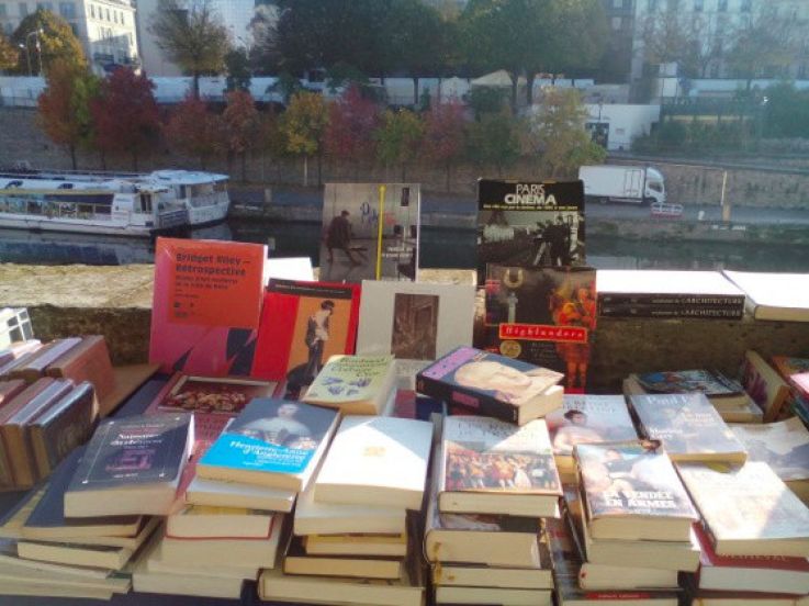 Salon du livre et papiers anciens printemps 2017 place de la Bastille
