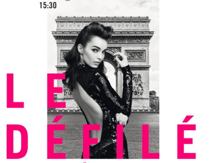 Fashion Week : L'Oréal défile sur les Champs-Elysées 