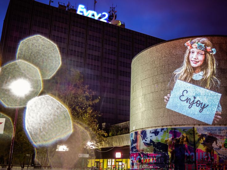 Enjoy : street mapping de Julien Nonnon à Evry 