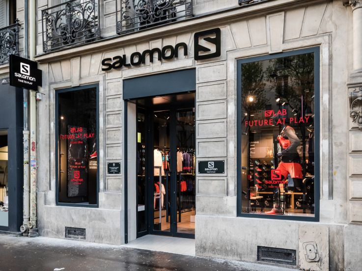 Ouverture de la première boutique Salomon parisienne