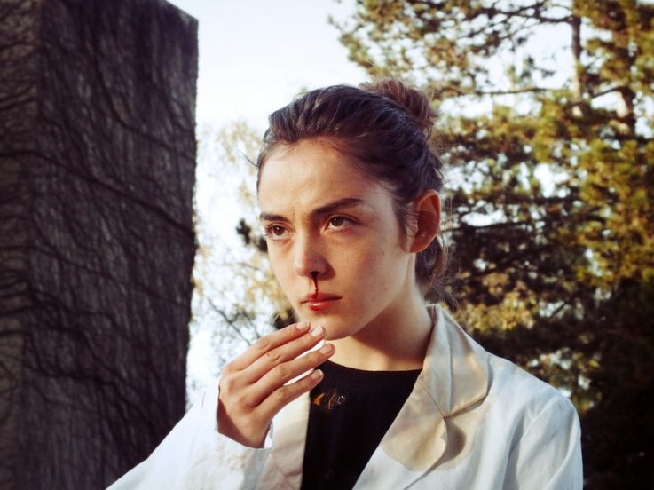 Grave : Et l'agneau devint le loup