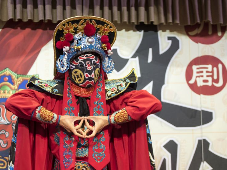 Défilé de costumes traditionnels chinois et ateliers gratuits à Paris