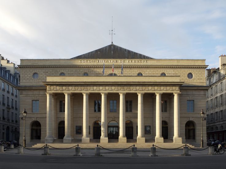 Occupation du théâtre de l'Odéon à Paris, Roselyne Bachelot s'est rendue sur place