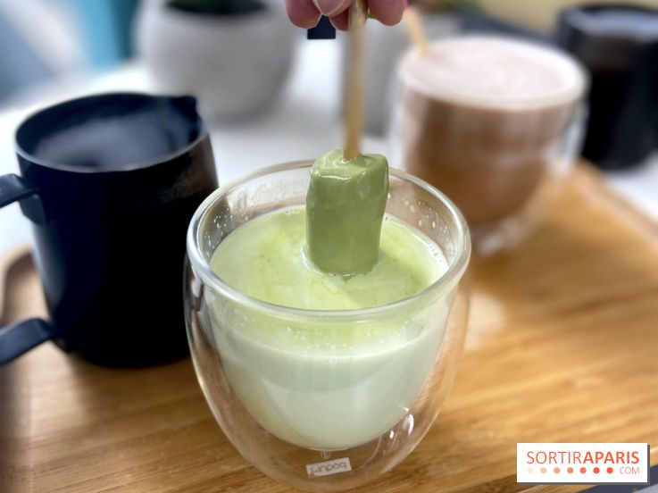 Insolite : ce glacier parisien propose des petits bâtonnets glacés à fondre dans du lait