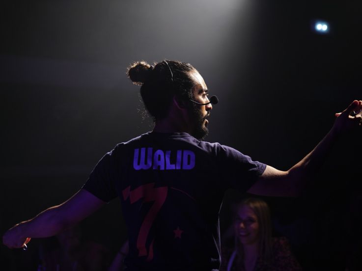 Les 7 blagues de Cristal, un Comedy Club en mode show américain au Jardin Sauvage