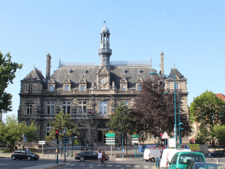 Crack à Paris : Visite surprise de Valérie Pécresse à Pantin