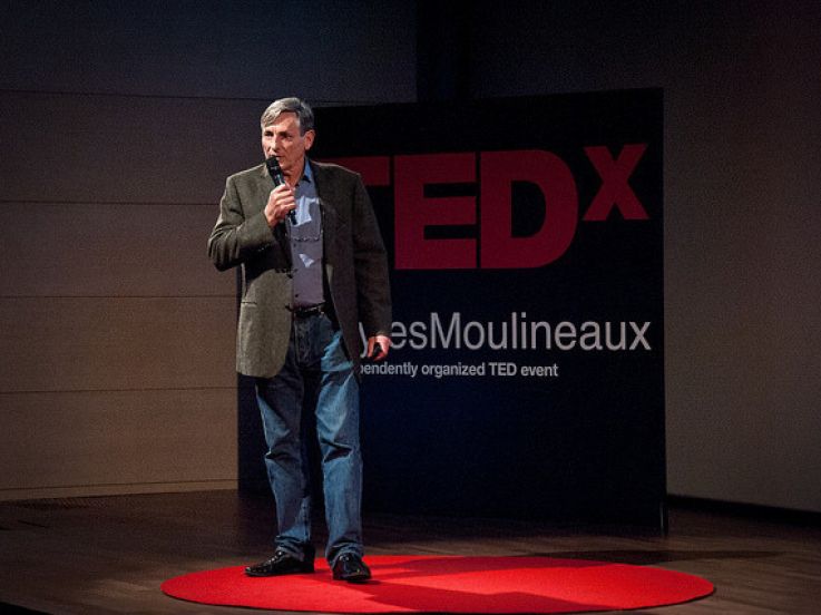 Conférence TEDx Issy-les-Moulineaux : "Confiance dans un monde bizarre"