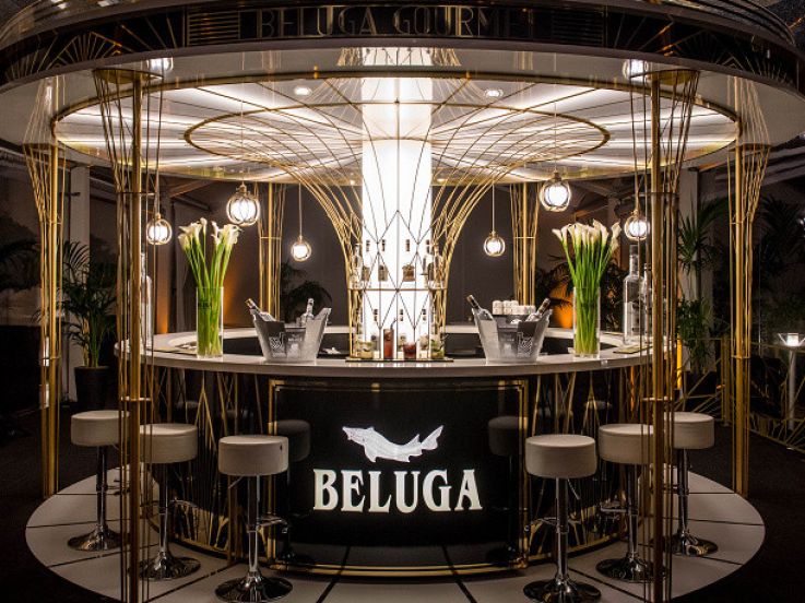 La terrasse éphémère Beluga Vodka du Trianon Palace Versailles se relooke pour le printemps ! 