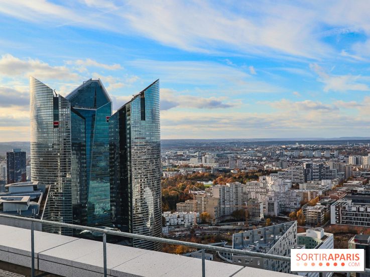 Réouverture du toit de la Grande Arche de La Défense
