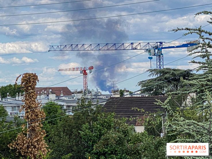 Incendie en cours à Gennevilliers, du côté des Grésillons