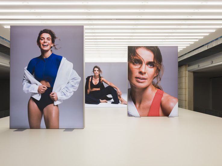 Revolution, l'exposition de Simon Fujiwara à la Fondation Lafayette Anticipations