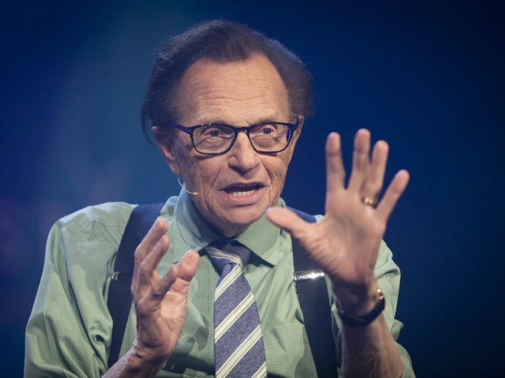 Décès de Larry King, journaliste et animateur américain