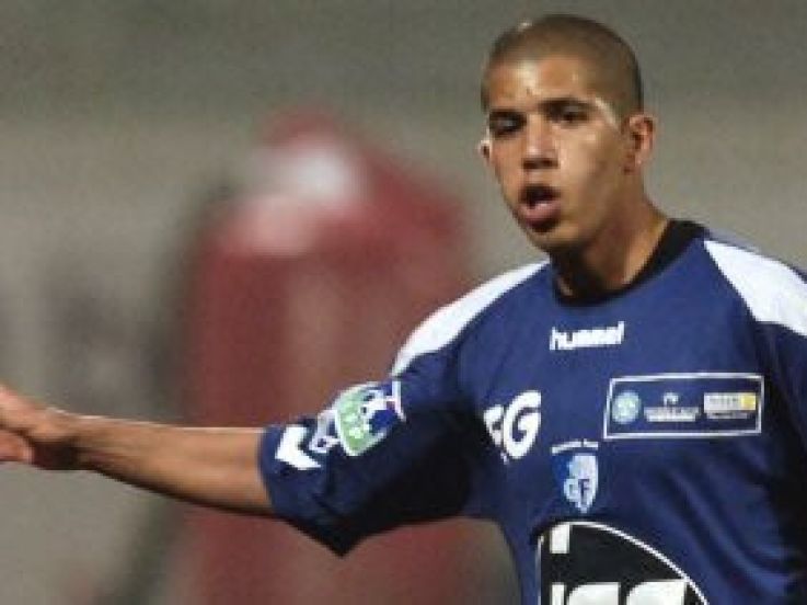 Paris sur le Grenoblois Sofiane Feghouli ?