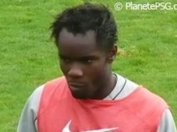 Luyindula n'a que le PSG en tête