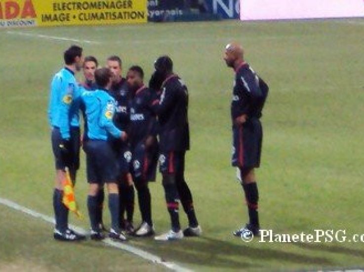 Lyon : Notes > Sakho plombe le match