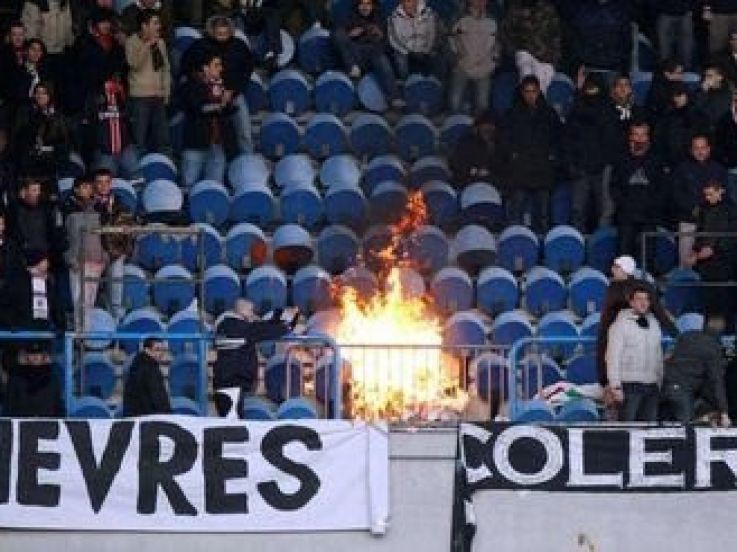 Lorient : Notes > La défense absente