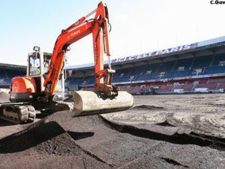 La pelouse du parc remise à neuf