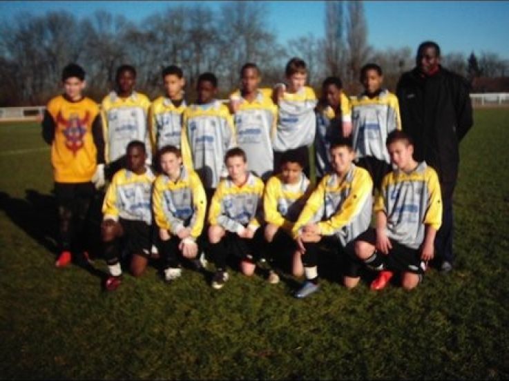 Un jeune de 12 ans pisté !