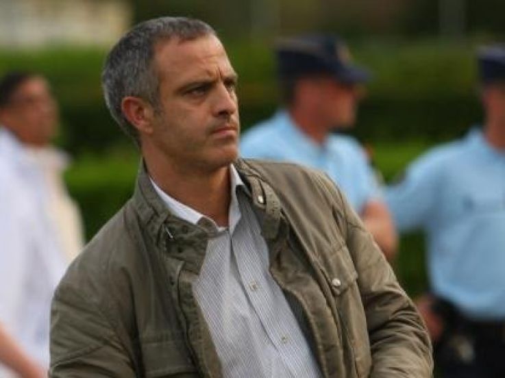 Roche juge l'effectif parisien