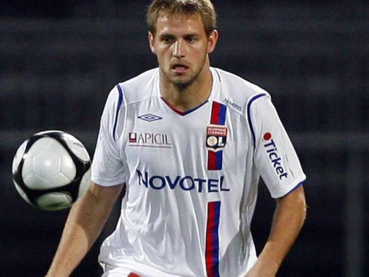 Aulas dément tout contact pour Bodmer