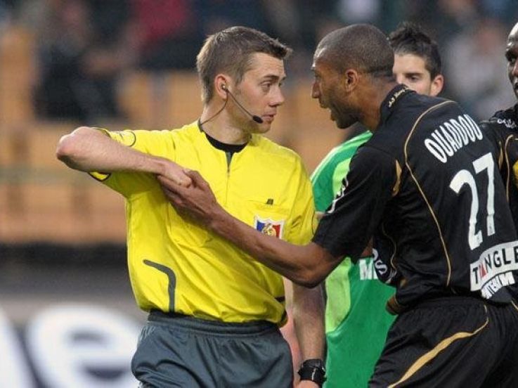 Rennes : Mr Turpin au sifflet