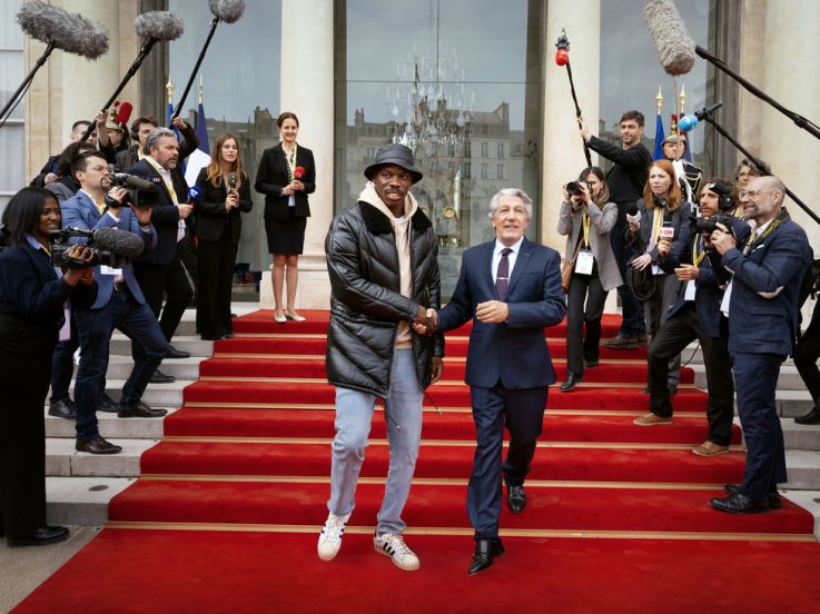 En Place Saison 2, le retour des déboires présidentiels de Stéphane Blé sur Netflix en août 2024