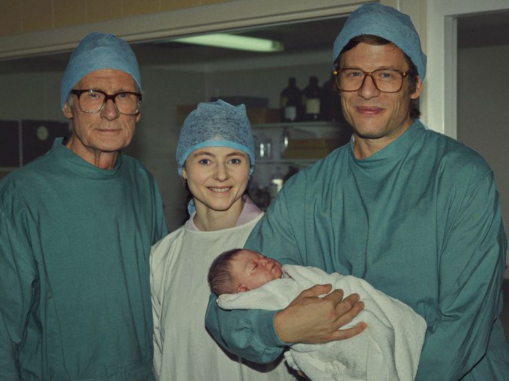 JOY : l'histoire bouleversante de la naissance du premier bébé-éprouvette sur Netflix